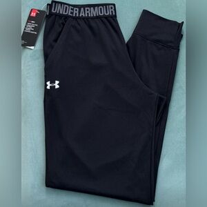 Under Armour Black Tech Joggers Pants Womens Size Small - New with Tags